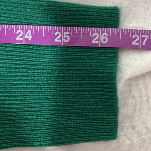 NEW J Crew Cashmere classic-fit crewneck sweater!!! - Picture 9 of 10